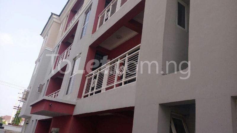 3 bedroom Flat / Apartment for rent Close To Spar Lagos