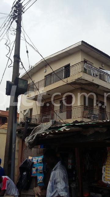 2 bedroom Flat / Apartment for rent Ashimowu Street Gbagada New Garage Lagos Off R Jolad Hospital New garage Gbagada Lagos