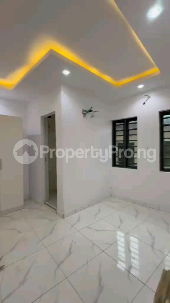 2 bedroom Flat / Apartment for rent Iwaya Yaba Lagos