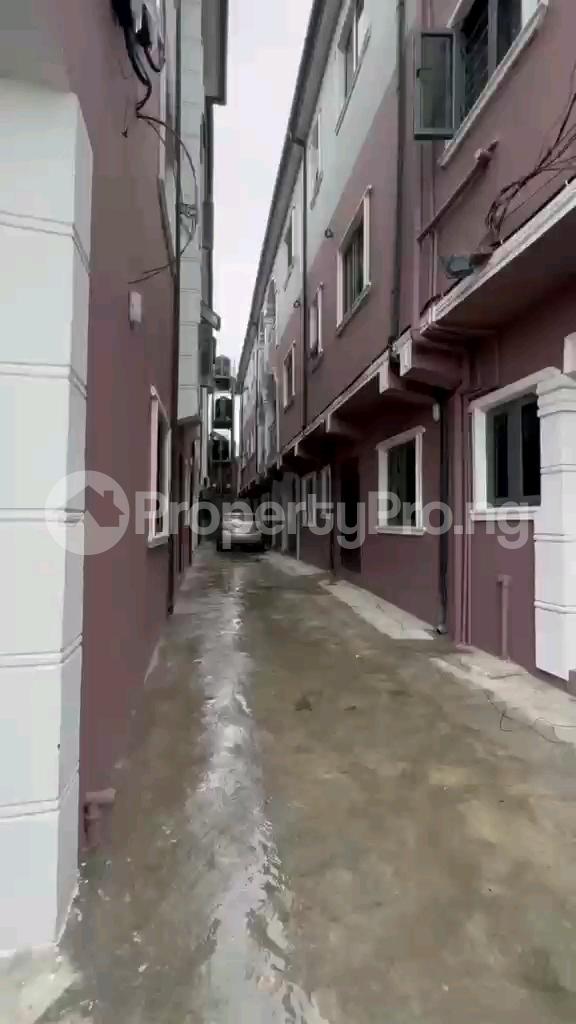 1 bedroom Flat / Apartment for rent Off Apata Str Ketu Lagos