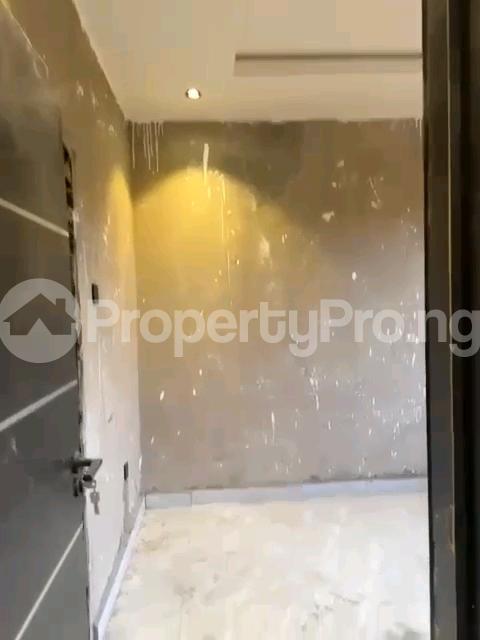 1 bedroom Flat / Apartment for rent Off Market Street, Shomolu Shomolu Shomolu Lagos