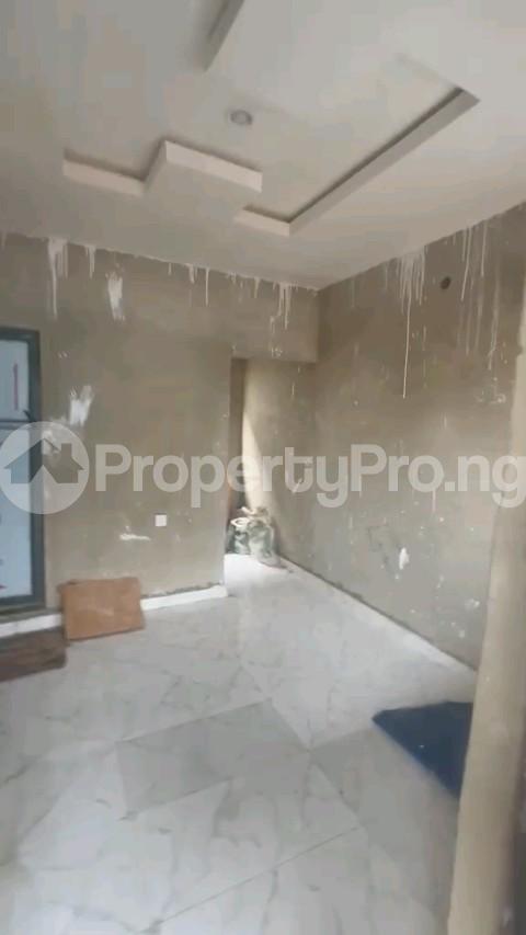 1 bedroom Flat / Apartment for rent Off Oguntolu Street, Shomolu, Lagos Shomolu Shomolu Lagos