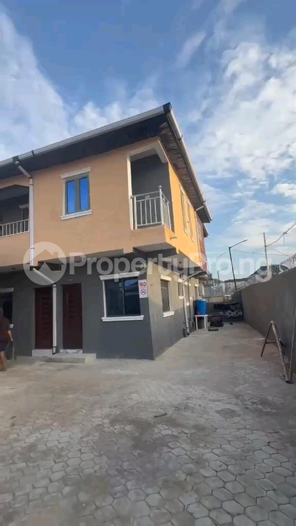 Flat / Apartment for rent Off Pedro Road Shomolu Lagos