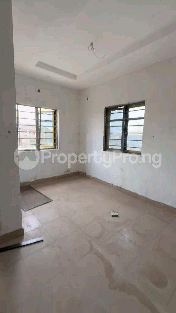 2 bedroom Flat / Apartment for rent Off Fola Agoro Fola Agoro Yaba Lagos