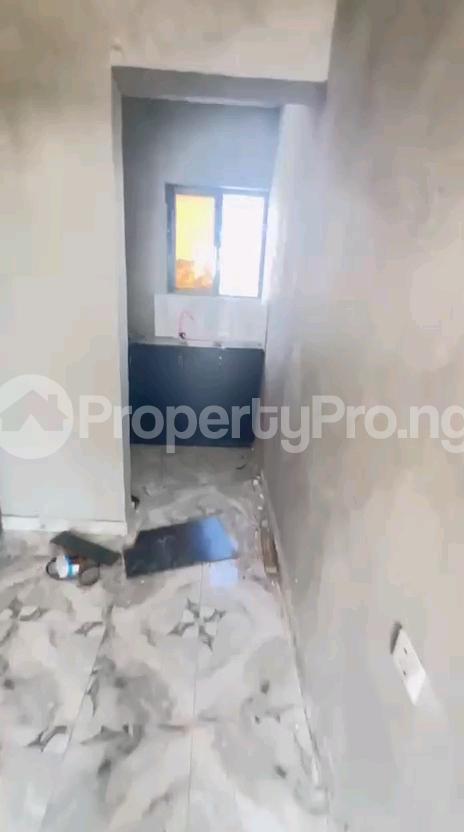 1 bedroom Flat / Apartment for rent Off Apata Str Shomolu Lagos