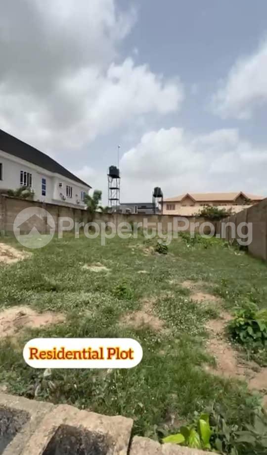 Land for sale Purple Gate, Before Sharp Corner Oluyole Estate Ibadan Oyo