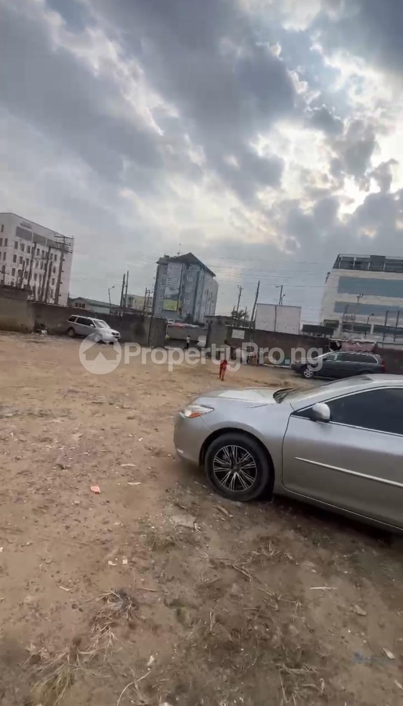 Land for sale Oba Akran Ikeja Lagos