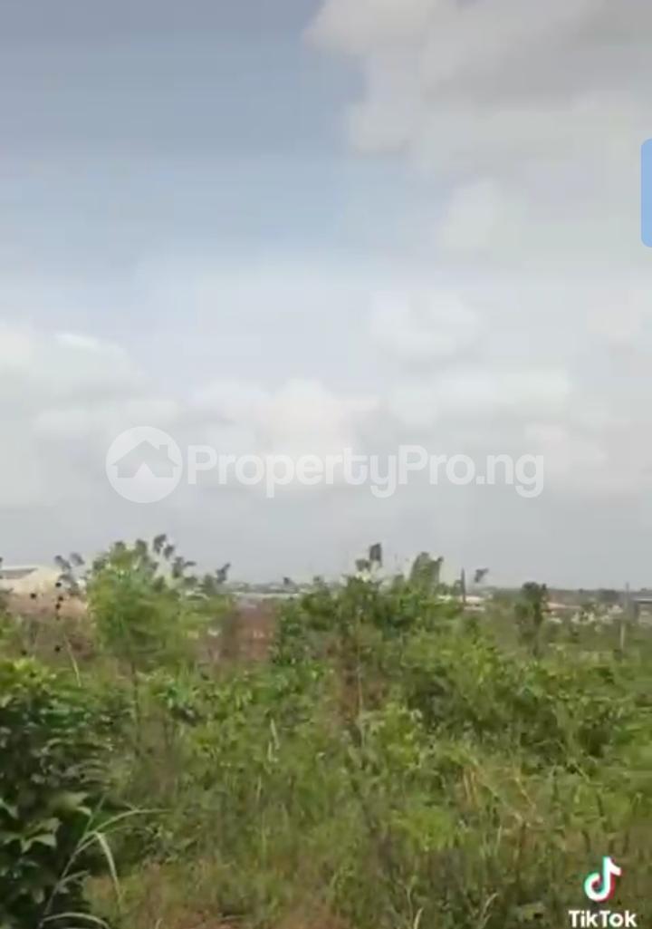 Land for sale Chief Lateef Oyelade, Oluyole Estate Ibadan Oyo