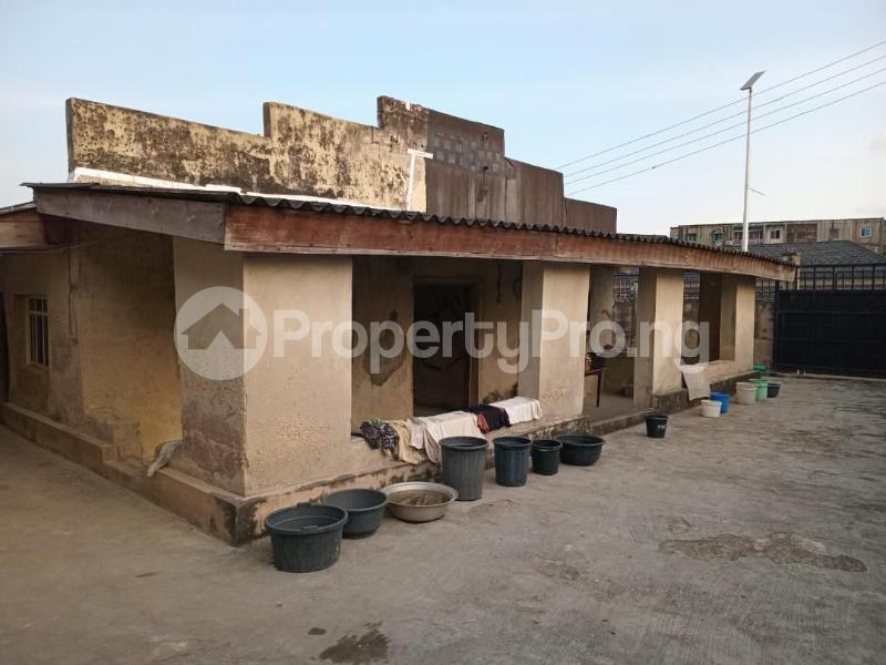 Land for sale Adekunle Yaba Lagos