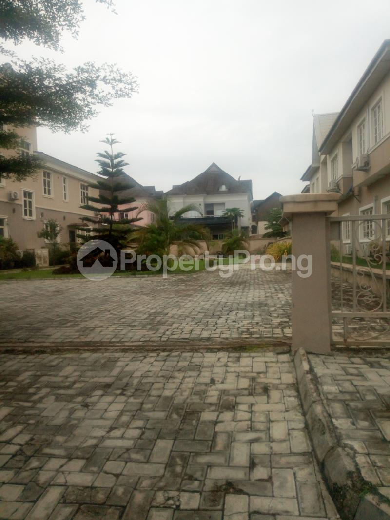 Land for sale chevron Lekki Lagos