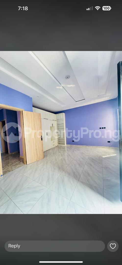 2 bedroom House for rent Ogunlana Surulere Lagos