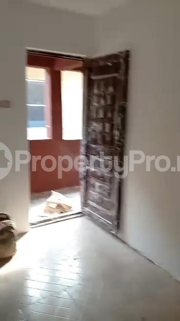 1 bedroom Flat / Apartment for rent Off Market Street, Shomolu Shomolu Lagos