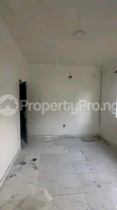 Flat / Apartment for rent Off Pedro Road Shomolu Lagos