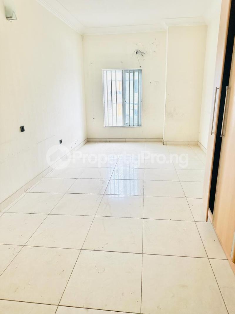 1 bedroom Flat / Apartment for rent Osapa london Lekki Lagos