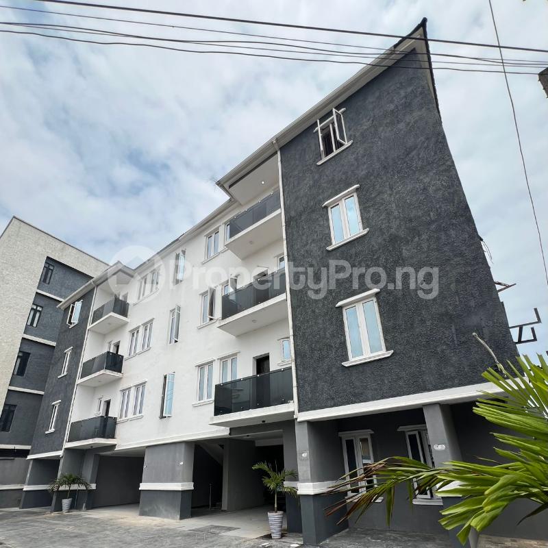 Flat / Apartment for rent chevron Lekki Lagos - 0