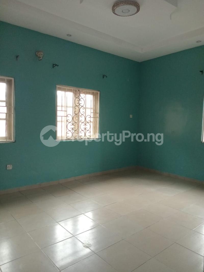 1 bedroom Flat / Apartment for rent Atlantic Garden Estate, Pepperoni General Paint. Off Lekki-Epe Expressway Ajah Lagos