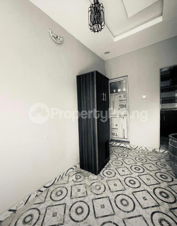 1 bedroom Flat / Apartment for rent Idi Mango Area,soka Ibadan Oyo