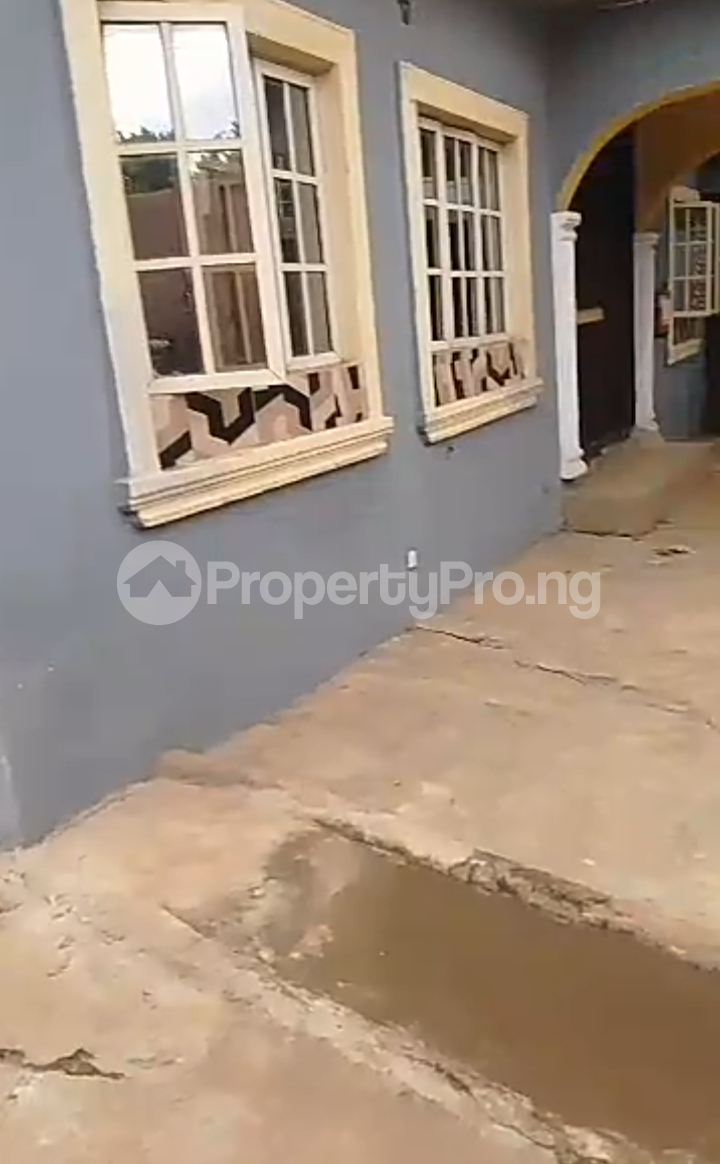 1 bedroom Flat / Apartment for rent Unity Estate Akobo Ibadan Oyo