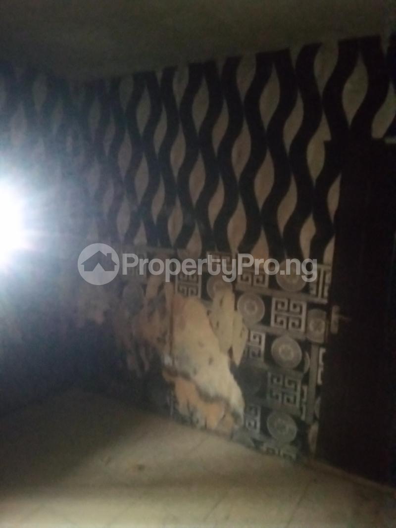 1 bedroom Flat / Apartment for rent Sharp Corner Area Oluyole Estate Ibadan Oyo