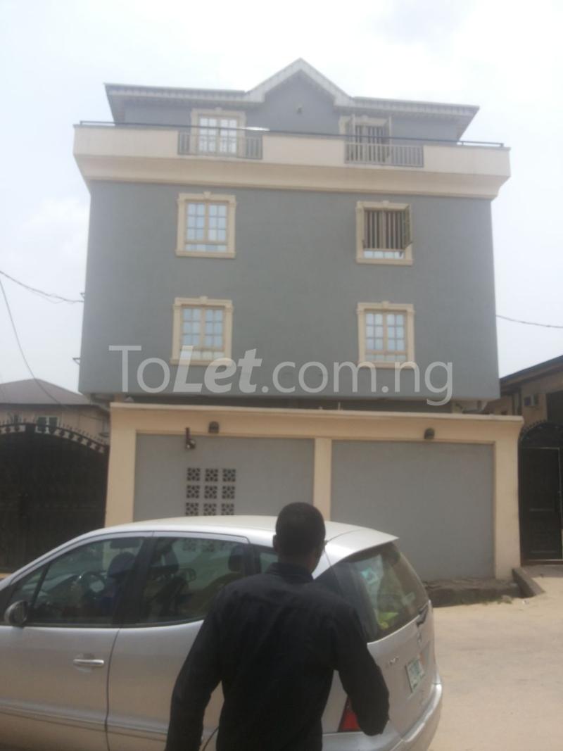 1 bedroom Flat / Apartment for rent Community Road Yaba Yaba Lagos