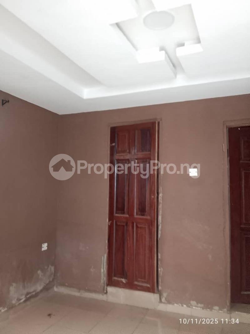 1 bedroom Flat / Apartment for rent Akitiko Area, Iyana Church Ibadan Oyo