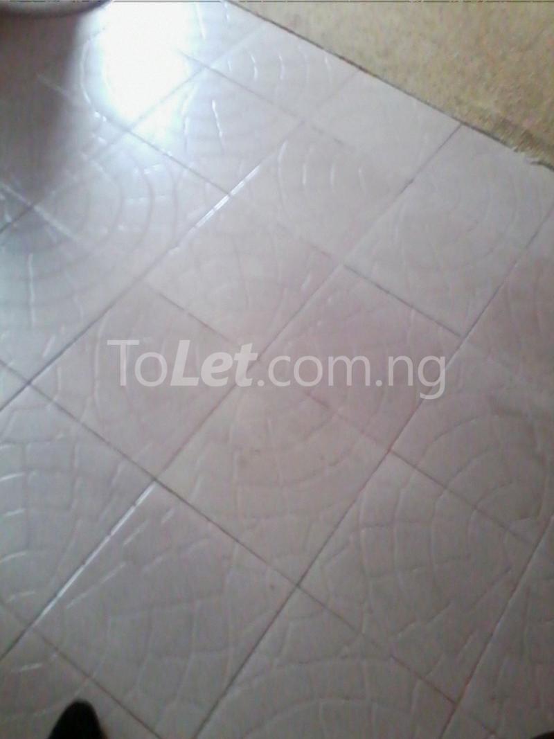 1 bedroom Flat / Apartment for rent Albino Street, Off Randle Avenue Randle Avenue Surulere Lagos