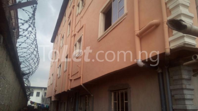 1 bedroom Commercial Property for rent Sabo Sabo Yaba Lagos