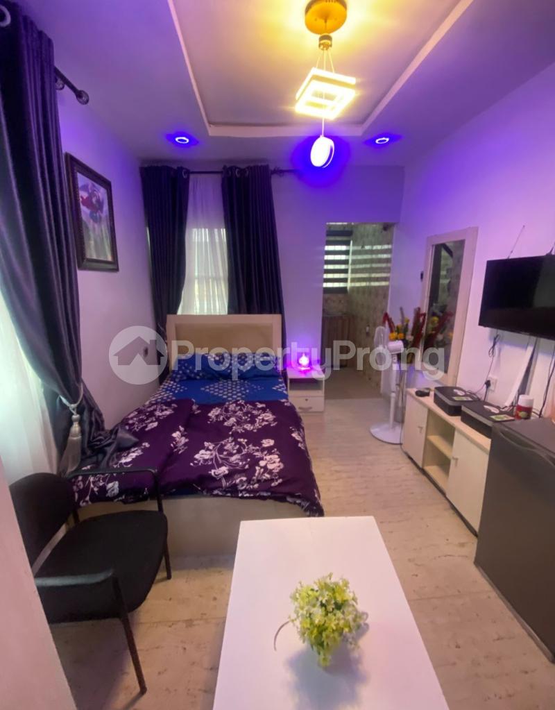 1 bedroom Flat / Apartment for shortlet Oshipitan Street Gbagada Phase 1 Gbagada Lagos