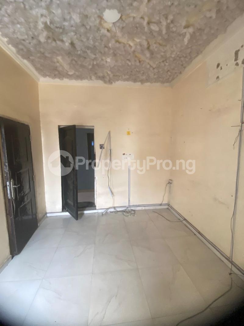 1 bedroom Flat / Apartment for rent Fola Agoro Yaba Lagos