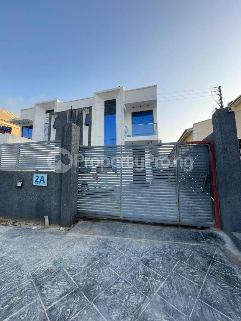 Flat / Apartment for rent Salem Ikake, Lekki Ikate Lekki Lagos