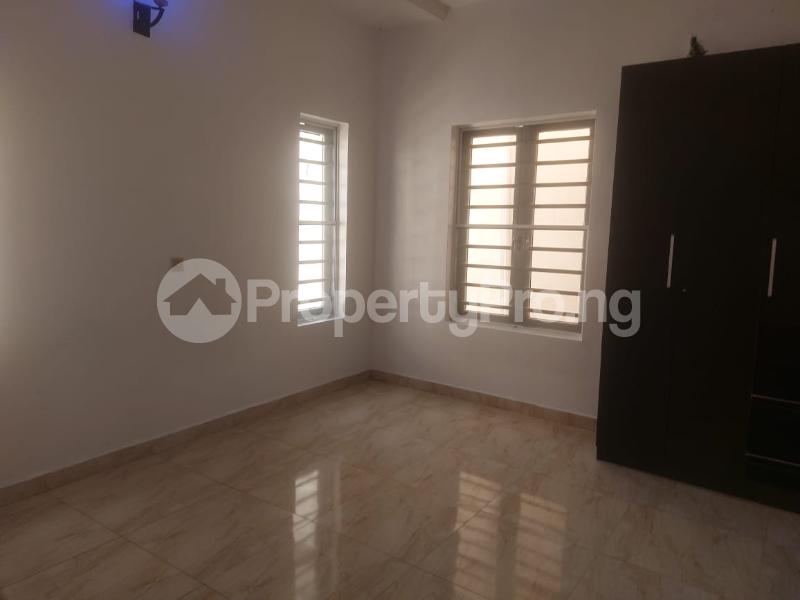 Rent A Room Shared Apartment in chevron, Lekki Lagos (7LKZM