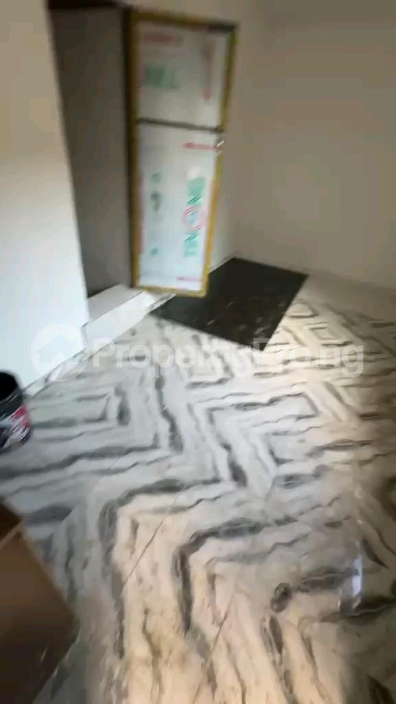 Flat / Apartment for rent Off Pedro Road, Ladilak Shomolu Lagos