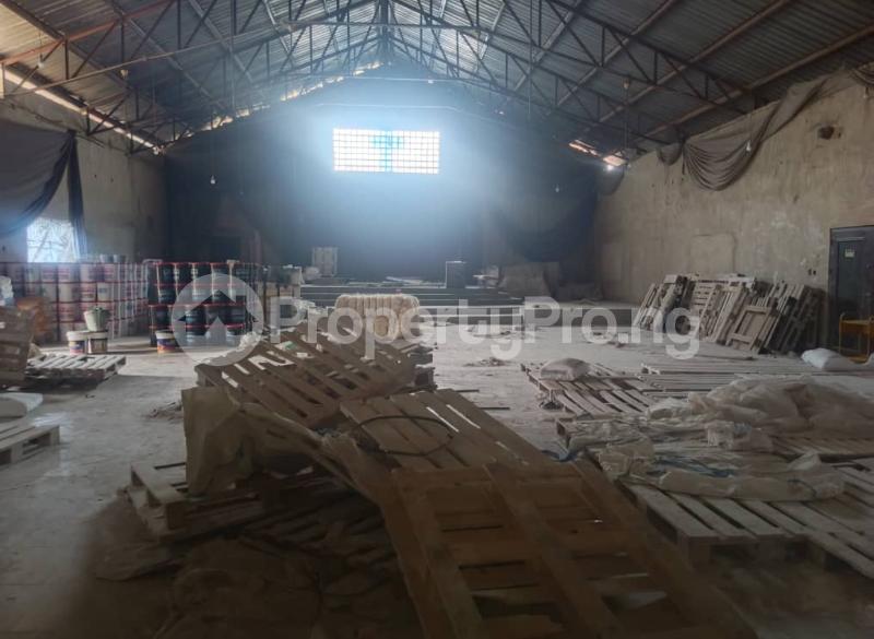 Commercial Property for sale Aleshiloye, Dugbe Road Apata Ibadan Oyo