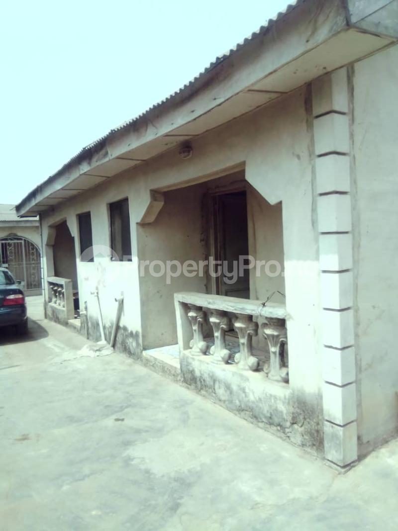 1 bedroom House for rent Olowo Ila Igando Ikotun/Igando Lagos