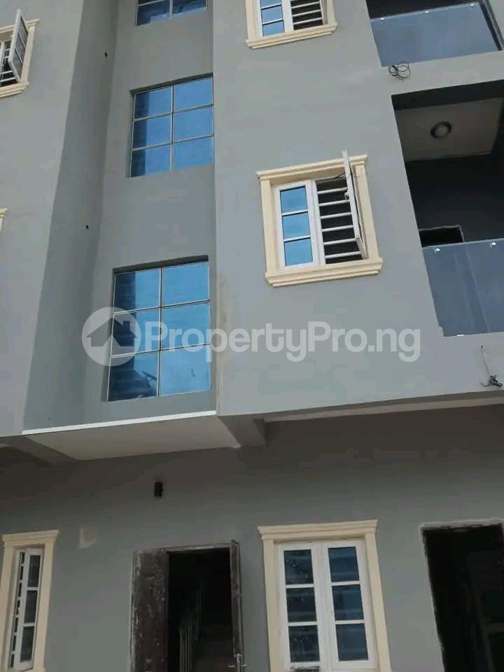 2 bedroom Flat / Apartment for rent Ologolo Lekki Lagos