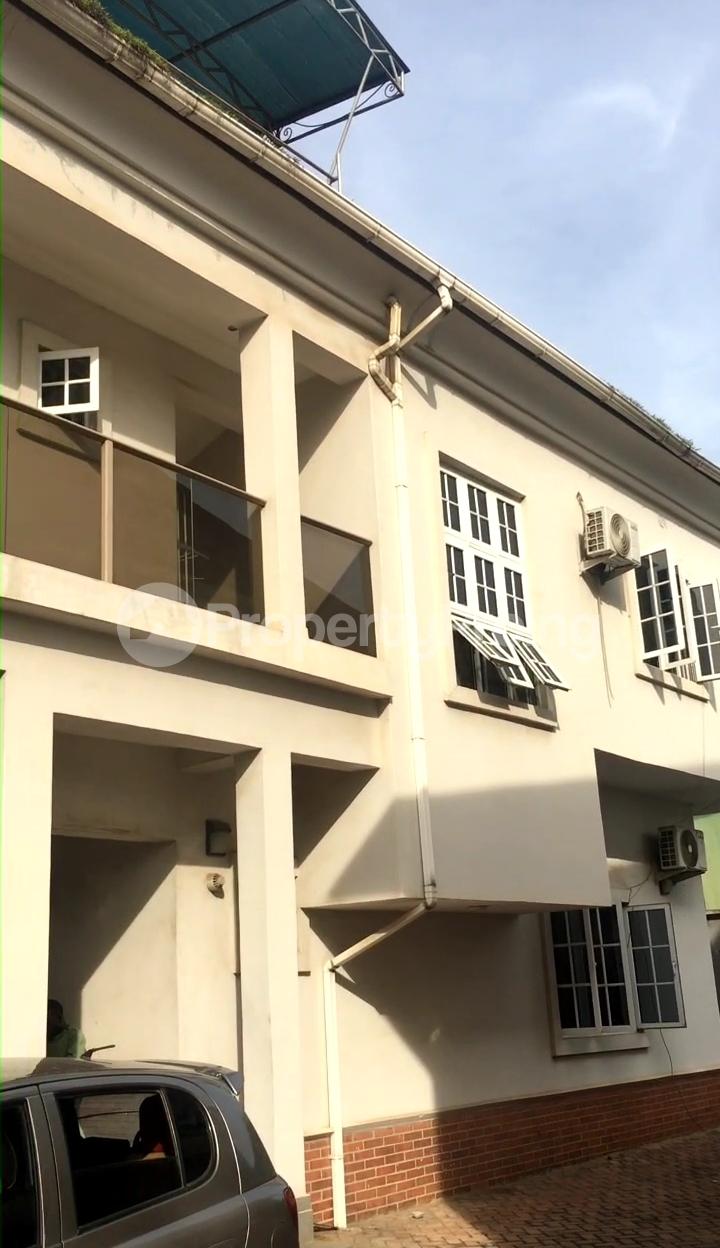 4 bedroom House for sale Kobiowu Crescent Iyaganku Gra Ibadan Oyo