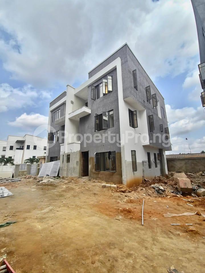4 bedroom House for sale Serene And Secure Neighborhood Maryland Lagos