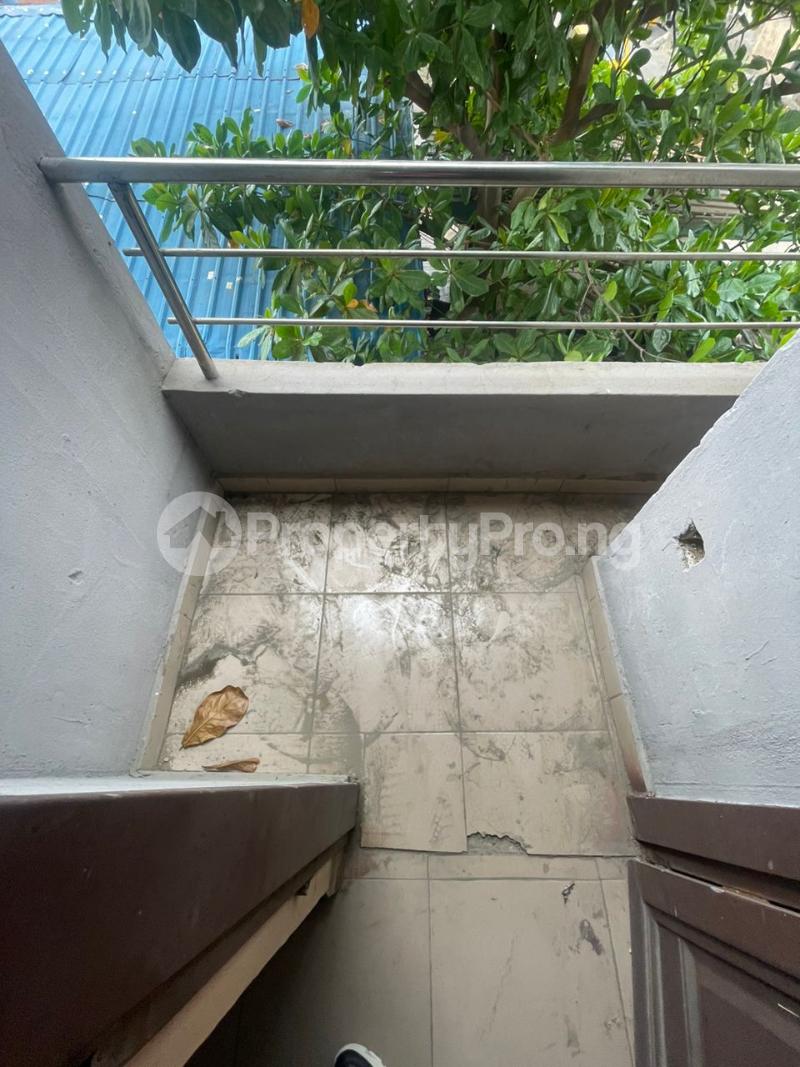 Flat / Apartment in Akoka Yaba Lagos Flat / Apartment for rent in yaba Flat / Apartment in