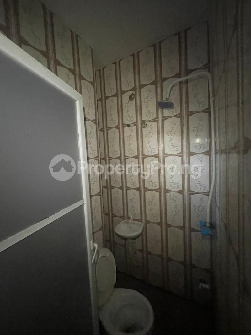 Flat / Apartment in Akoka Yaba Lagos Flat / Apartment for rent in yaba Flat / Apartment in