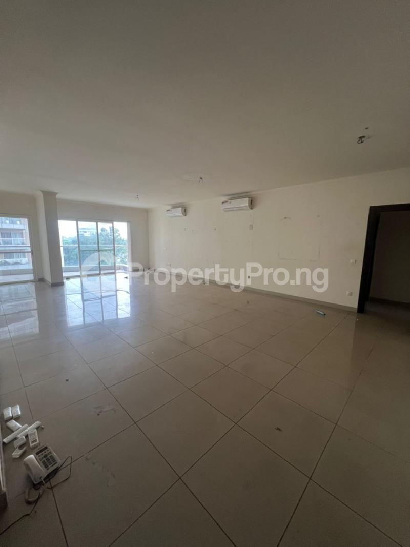3 bedroom Flat / Apartment for rent Ikoyi Lagos