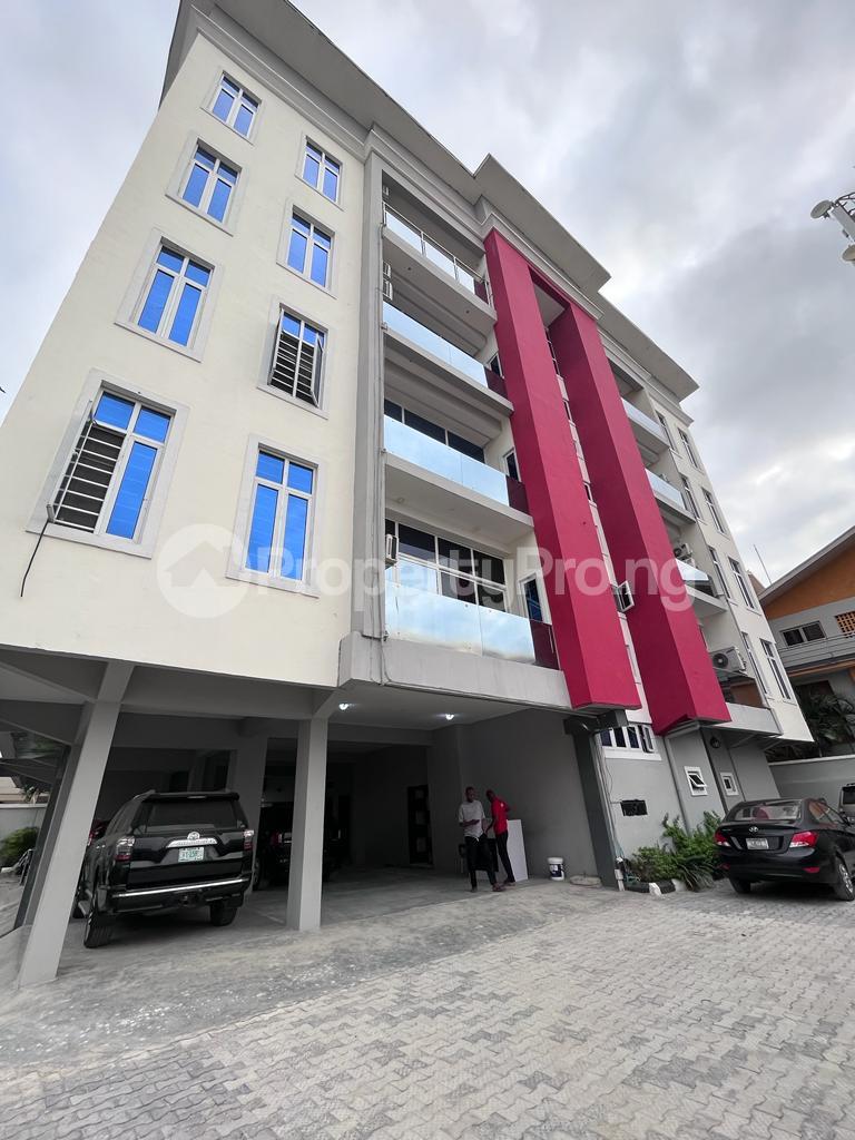 3 bedroom House for rent ONIRU Victoria Island Lagos