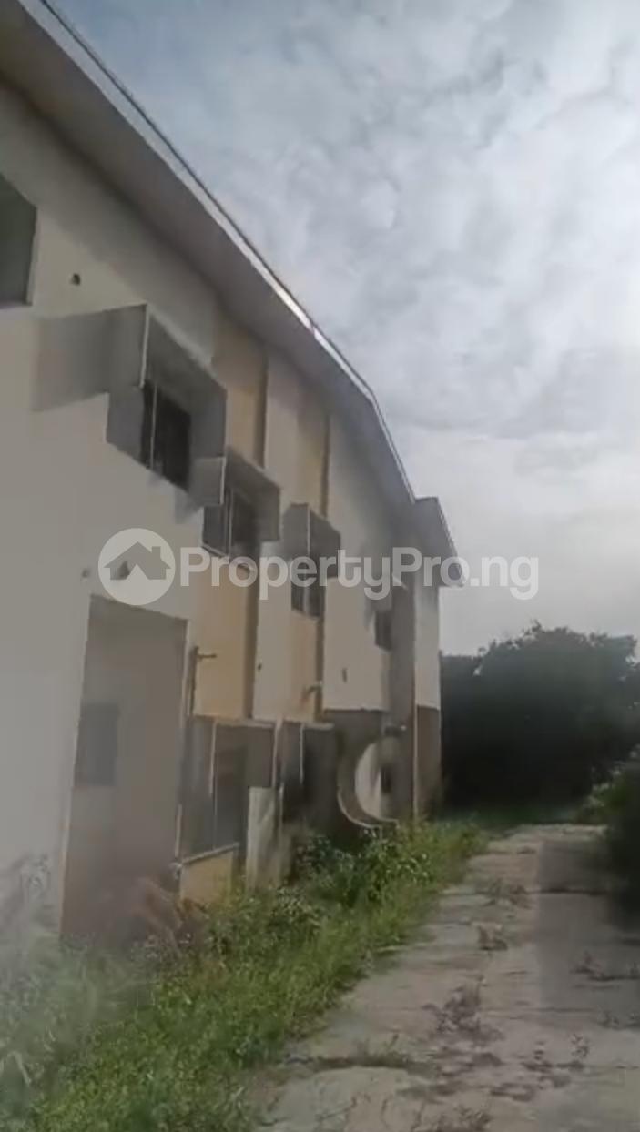 7 bedroom House for sale Onasanya Crescent Agodi Ibadan Oyo