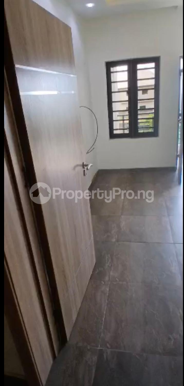 1 bedroom Flat / Apartment for rent Abraham adesanya estate Ajah Lagos