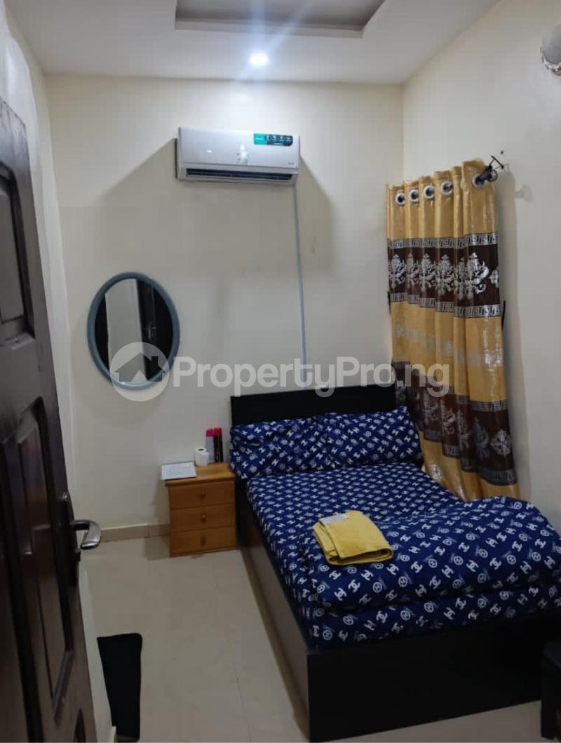 1 bedroom Flat / Apartment for shortlet Oluyole Estate Ibadan Oyo