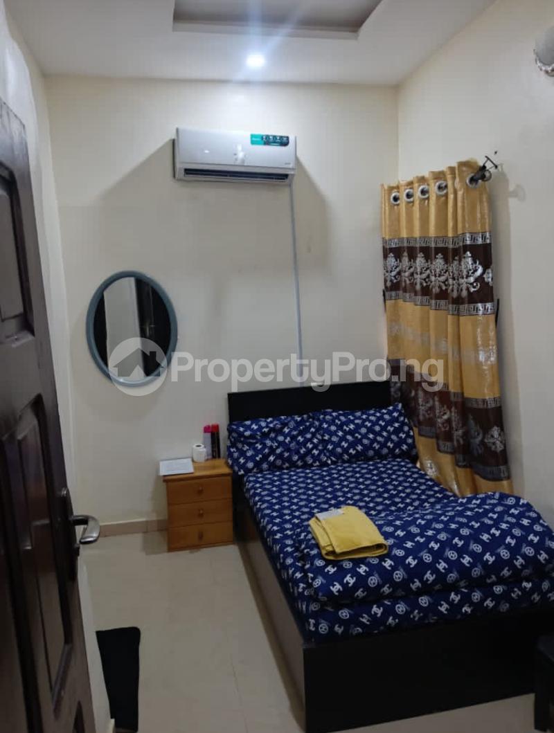 1 bedroom Flat / Apartment for shortlet Oluyole Estate Ibadan Oyo