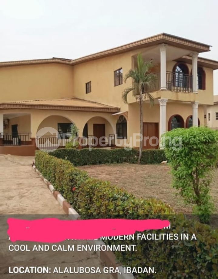 6 bedroom House for sale Ibadan Oyo