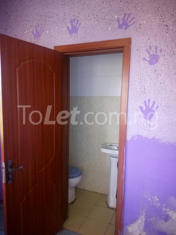 1 bedroom Flat / Apartment for rent Off Mobil Road Off Lekki-Epe Expressway Ajah Lagos