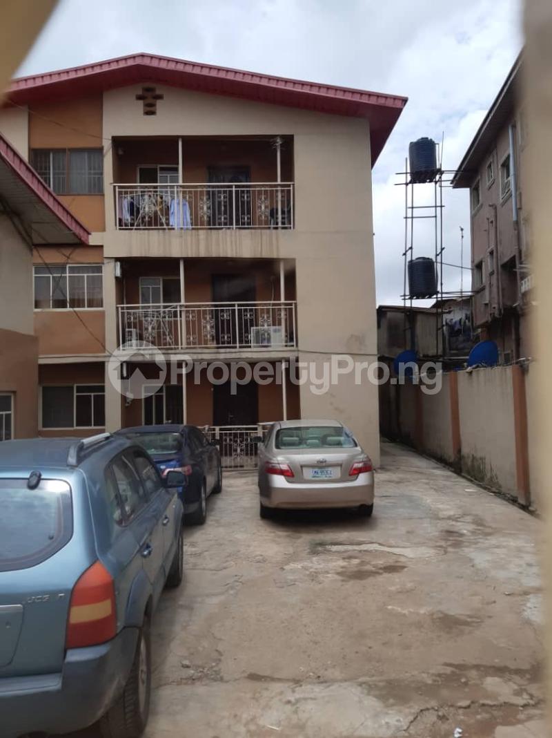 10 bedroom House for sale Ladylak, Gbagada Lagos