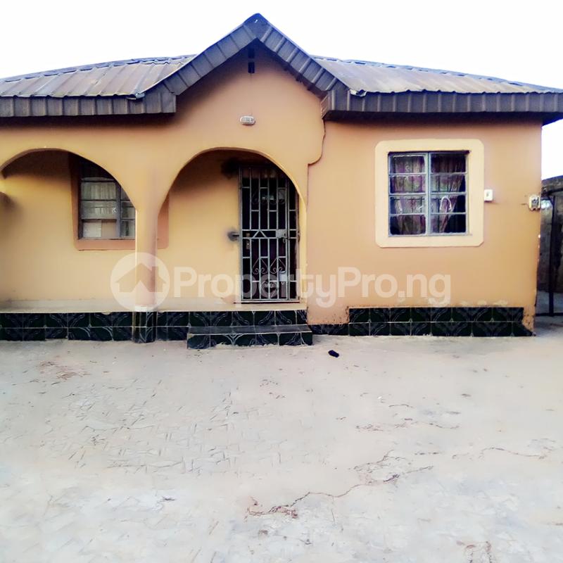 5 bedroom House for sale Agbado Crossing Alagbado Abule Egba Lagos