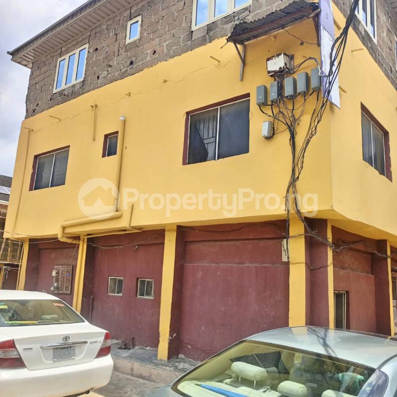10 bedroom House for sale Off Oniway Road Close To Cement Bus Stop Dopemu Agege Lagos